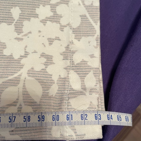 Pilcro & the Letterpress Stet Gray Floral Crop Pants - Picture 8 of 11